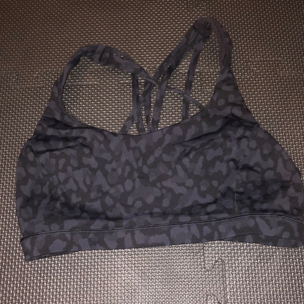 Lululemon sports bra!